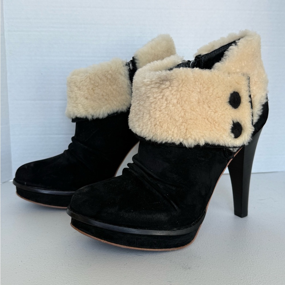 UGG GEORGETTE Ankle Platform Black Nubuck Fur Upper Logo Boots Size 12, $380